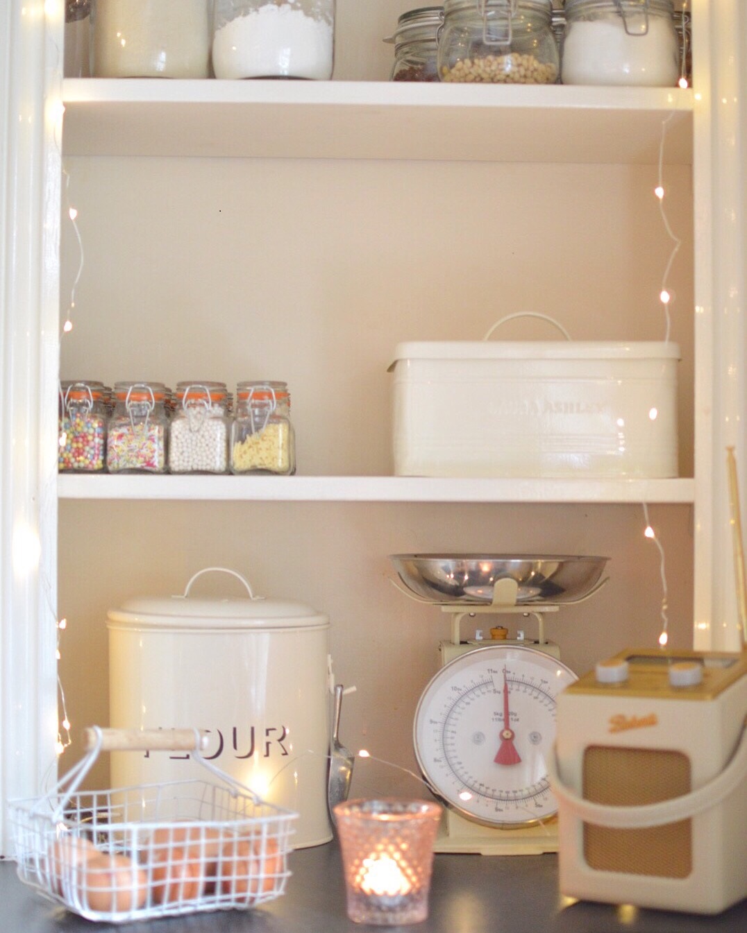 Spring Cleaning 101: 5 Tips for Quick Pantry Organization