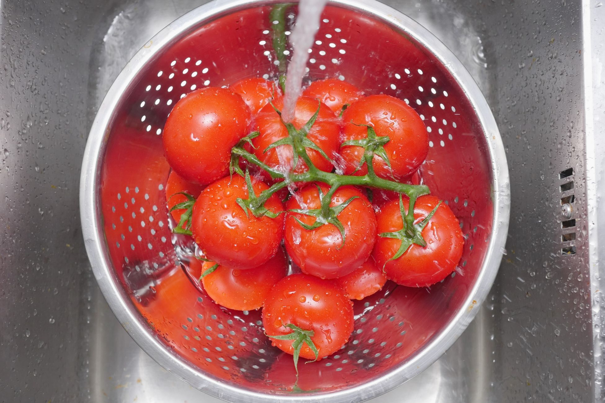 How to Freeze Tomatoes, the Easy Way