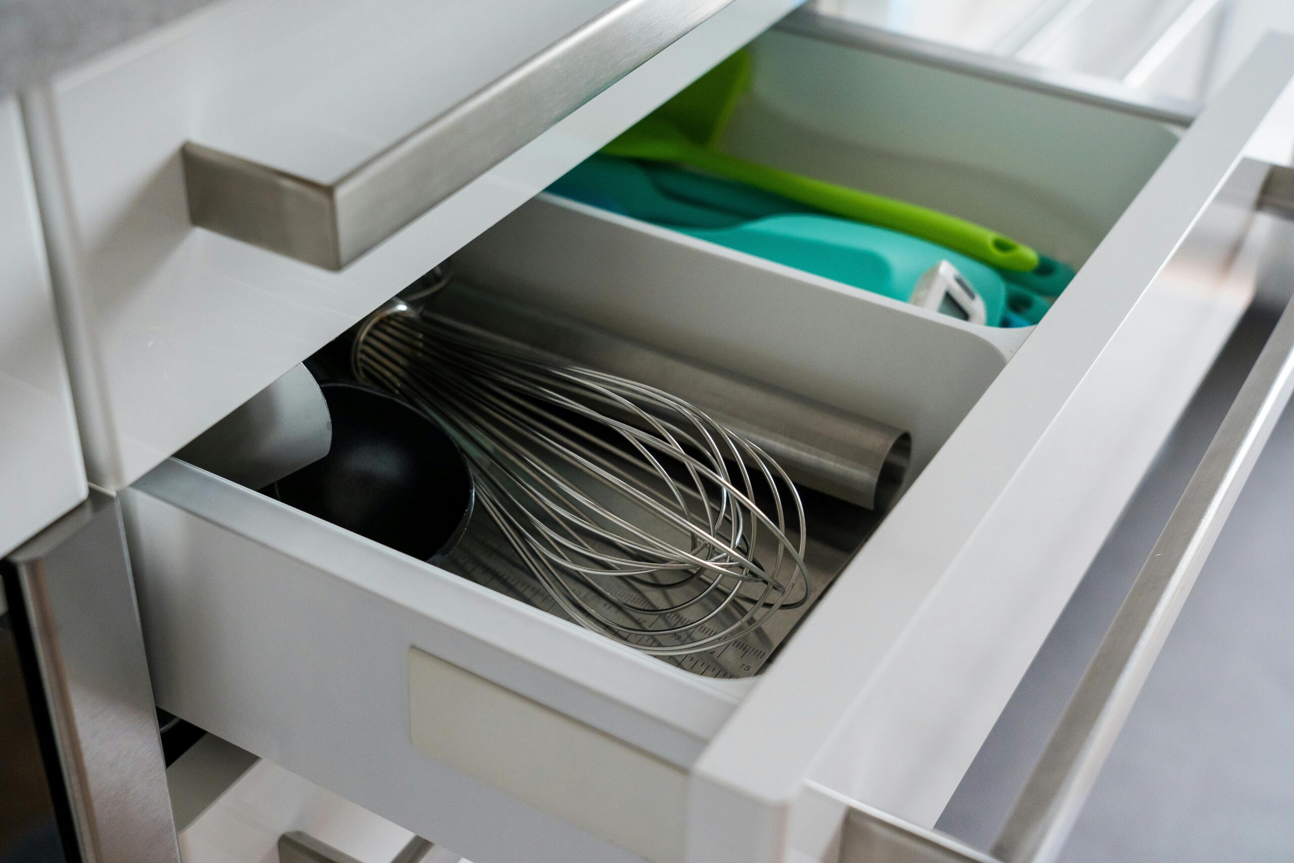 Smart Kitchen Storage Solutions: Clever Ideas for Every Cabinet and Drawer