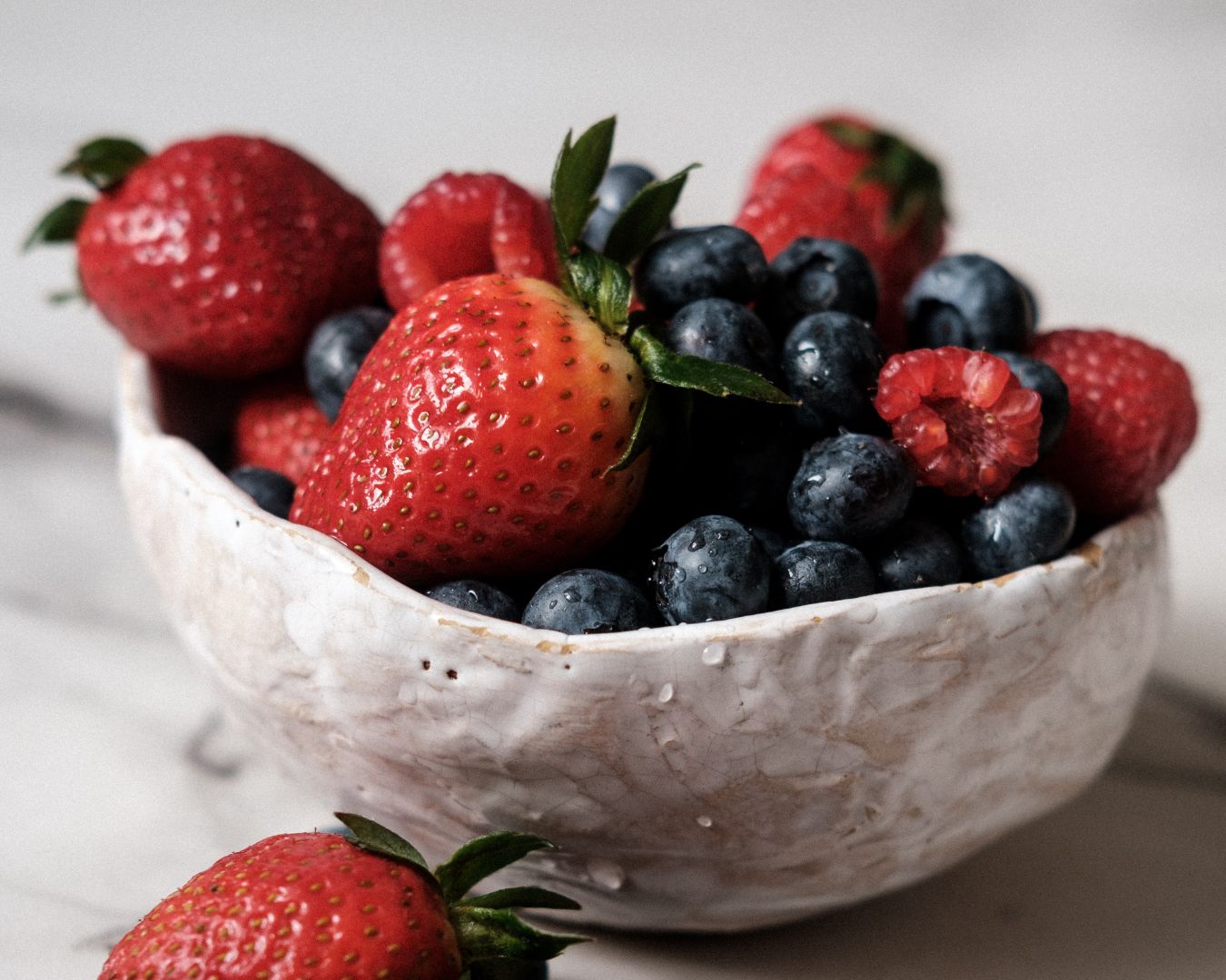 The Best Practices for Washing and Drying Fresh Berries to Prevent Mold ...