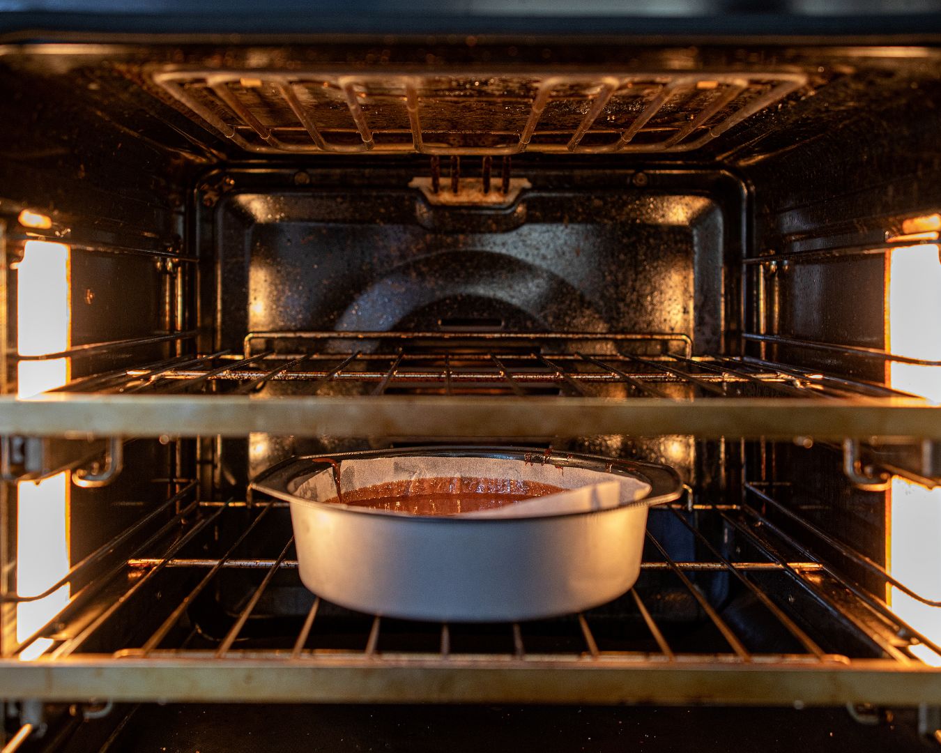 Using a Wall Oven for Multi-Rack Baking: Tips for Even Results | Cosmo ...