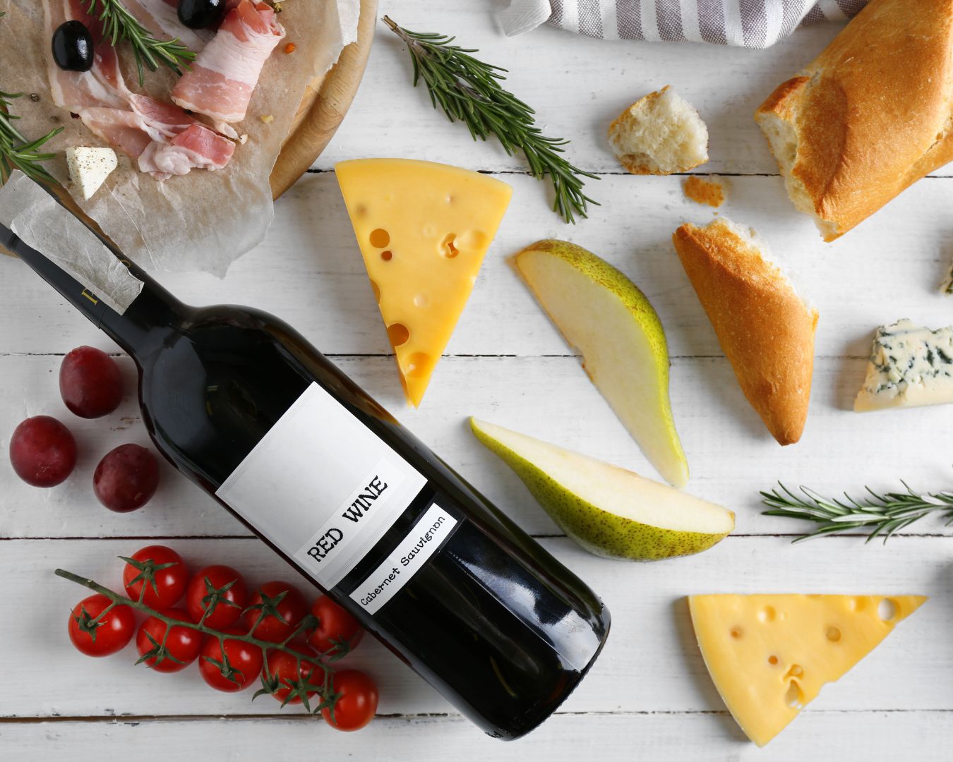 Wine and Food Pairings: How to Pair Wines with Different Types of Dishes