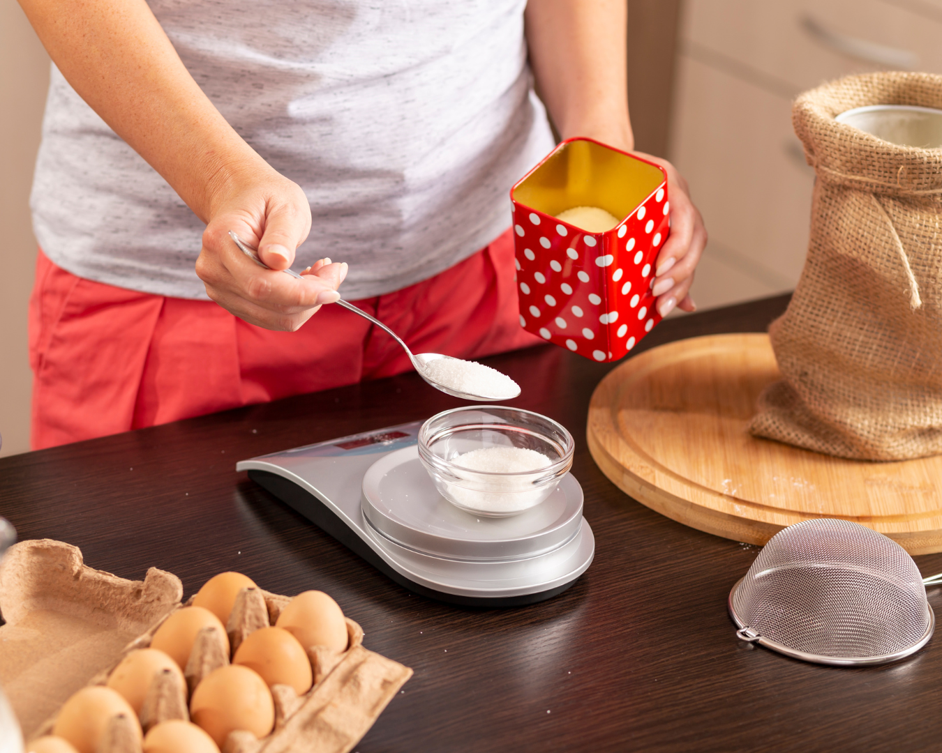 Use a Kitchen Scale to Accurately Measure Ingredients for Baking