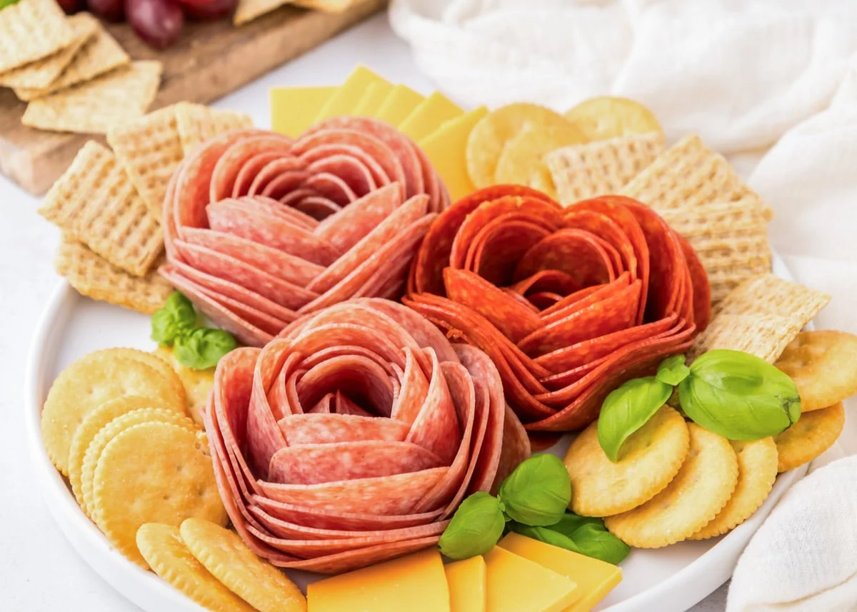 Toasted Salami Rose