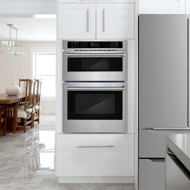 WOMCR302SS-Lifestyle-Feb2026