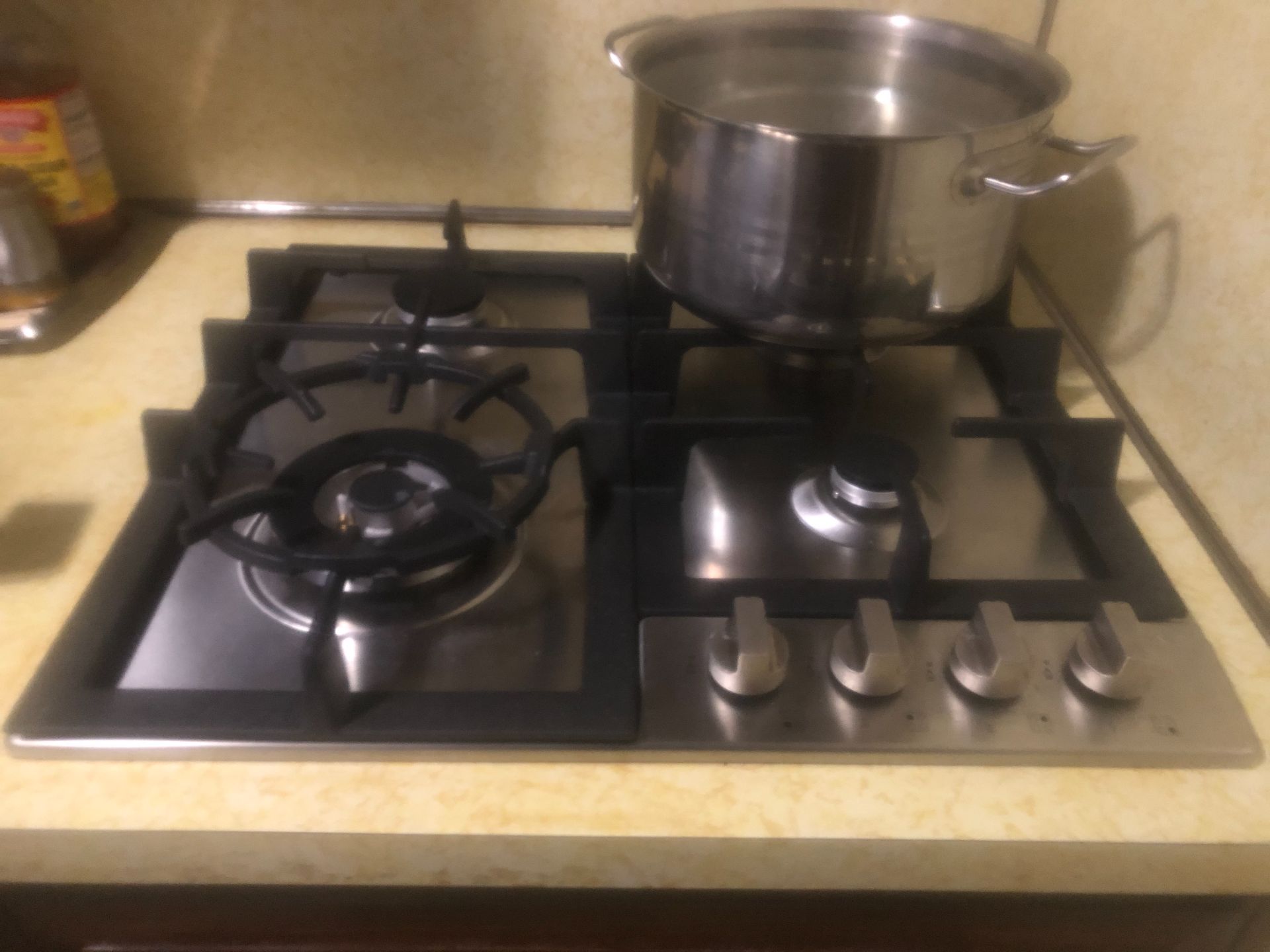 COS-640STX-E | 24″ Stainless Steel Gas Cooktop with 4 Sealed